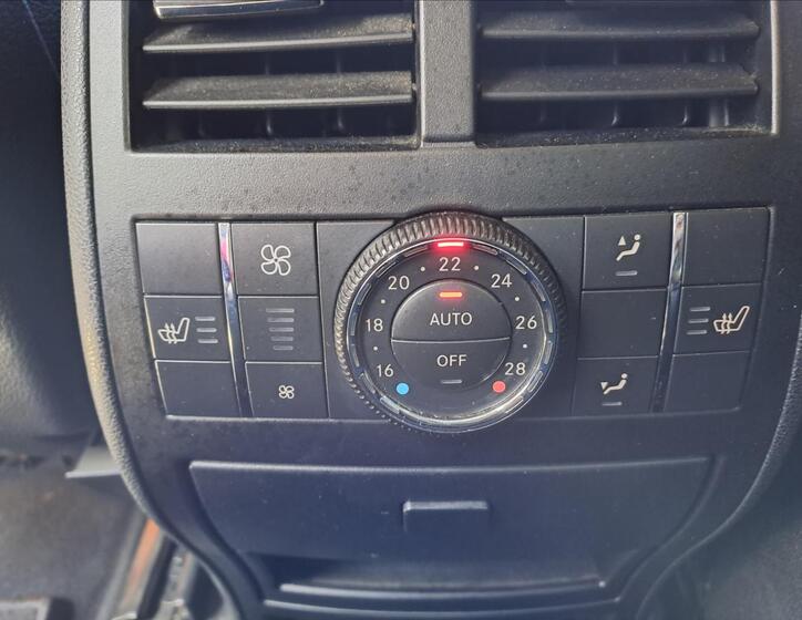 Mercedes-Benz Třídy M 12