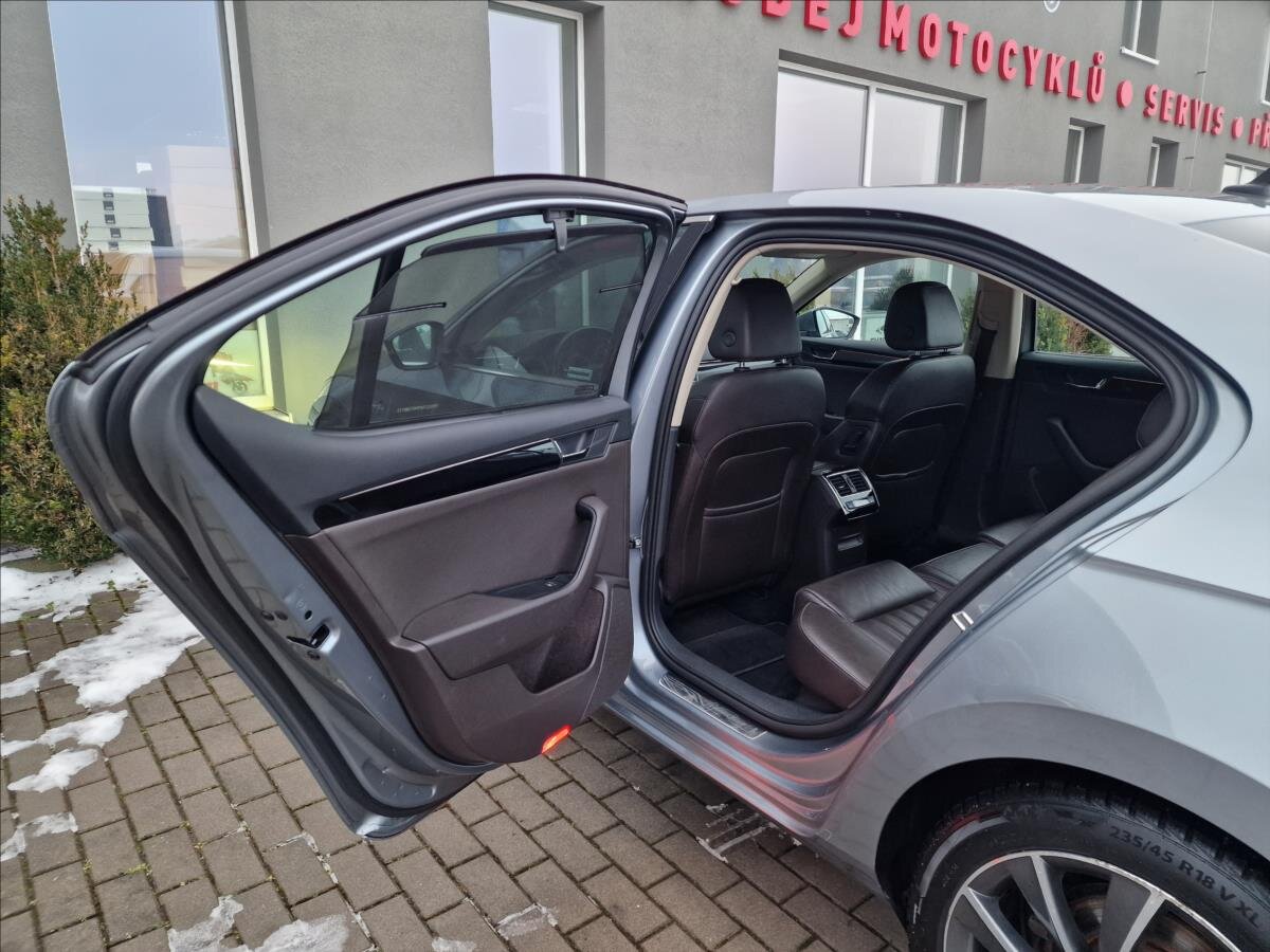 Škoda Superb Liftback 2,0 l 140 kw
