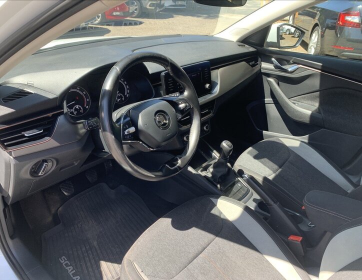 Škoda Scala Hatchback 1,5 l 110 kw