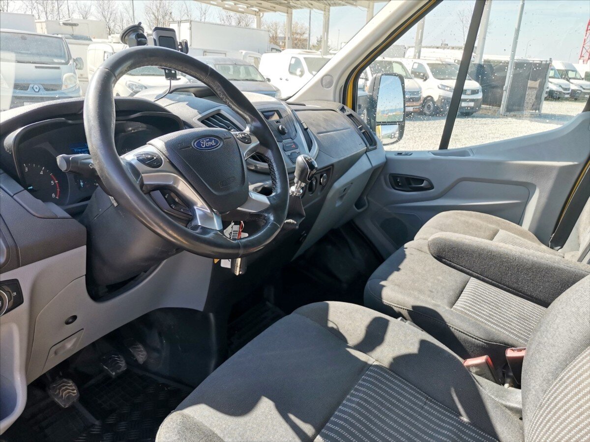 Ford Transit Valník 2,0 l 125 kw