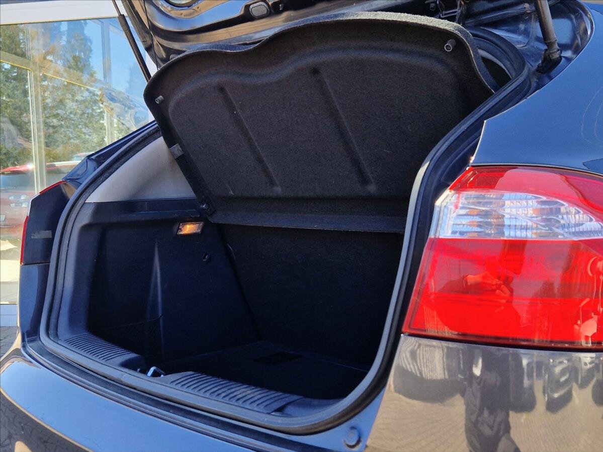 KIA Rio Hatchback 1,2 l 63 kw