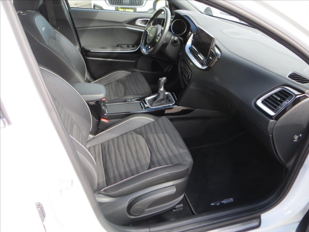 KIA ProCeed Kombi 1,5 l 117 kw