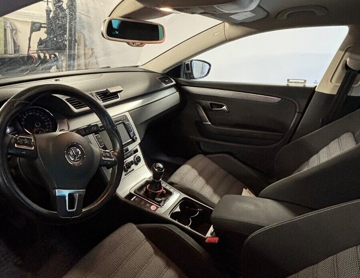 Volkswagen Passat CC Sedan 0,0 103 kw