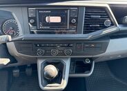 Volkswagen Caravelle 13