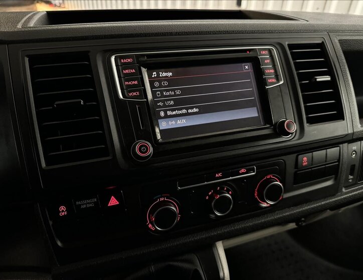 Volkswagen Transporter 23