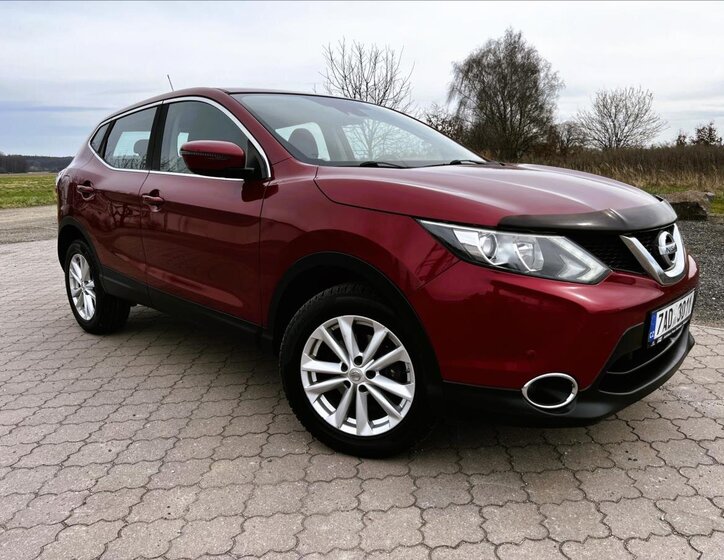 Nissan Qashqai SUV / Terénní 1,2 l 85 kw