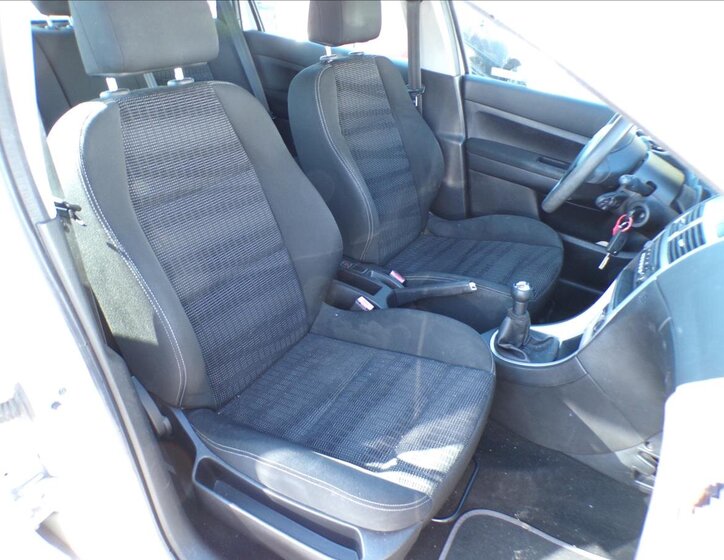 Peugeot 307 Skříň 1,6 l 66 kw