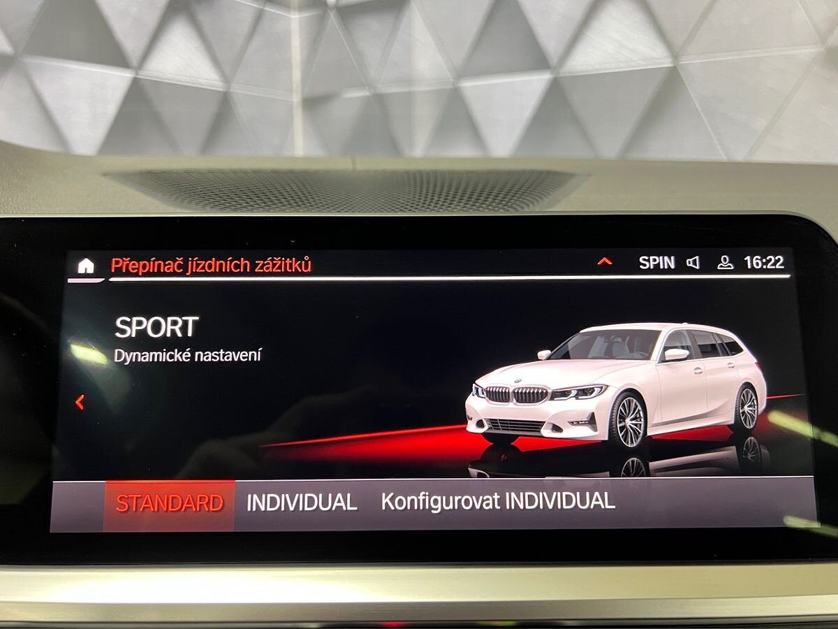 BMW Řada 3 Kombi 2,0 l 140 kw