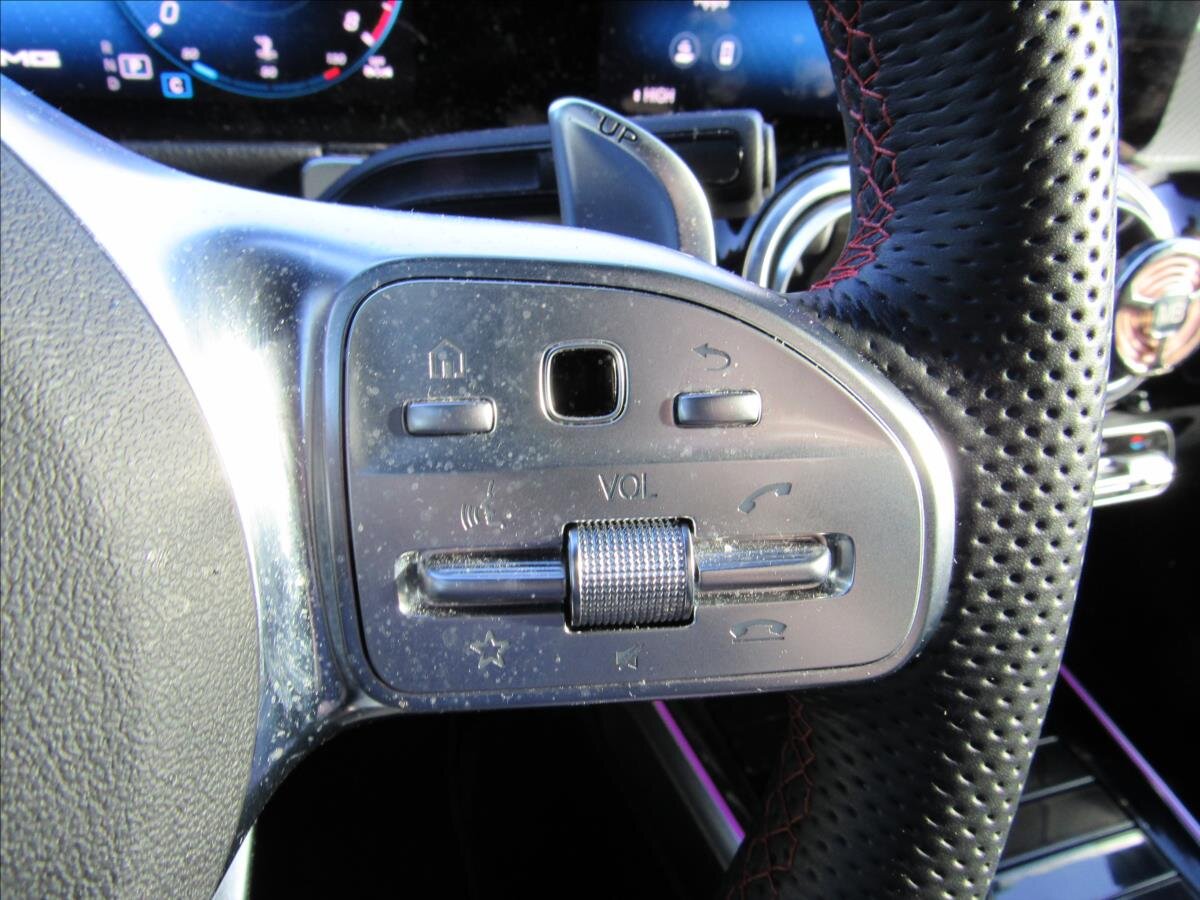 Mercedes-Benz GLB Kombi 2,0 l 225 kw