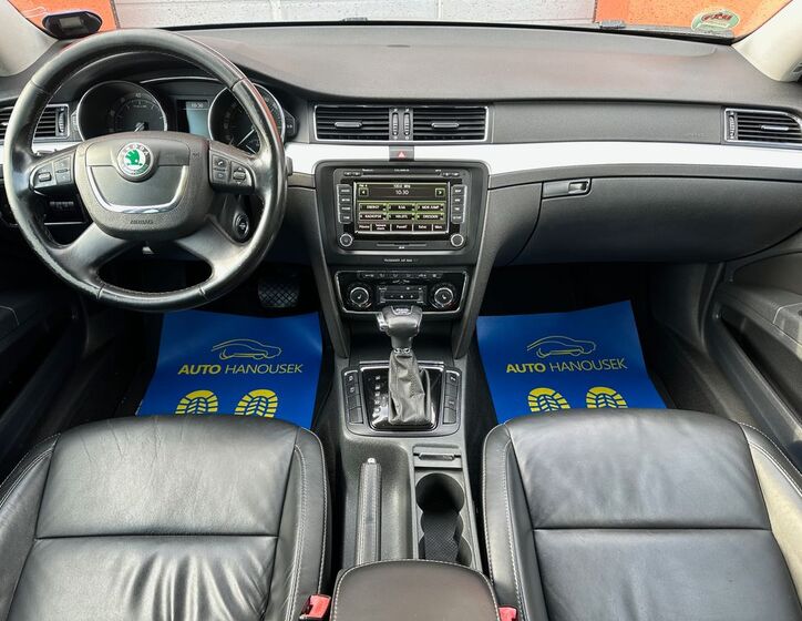 Škoda Superb 10