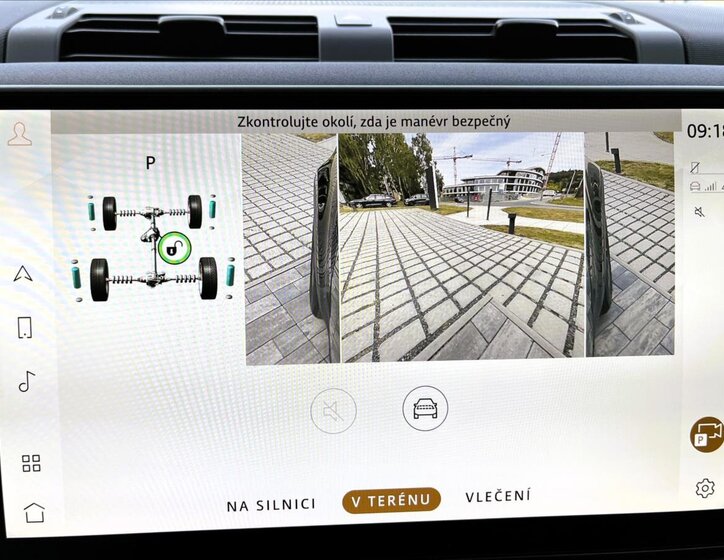 Land Rover Defender SUV / Terénní 3,0 l 147 kw