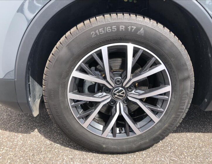 Volkswagen Tiguan 29