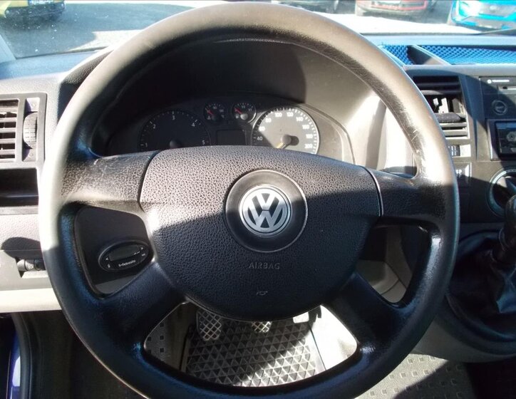 Volkswagen Transporter Kombi 1,9 l 75 kw