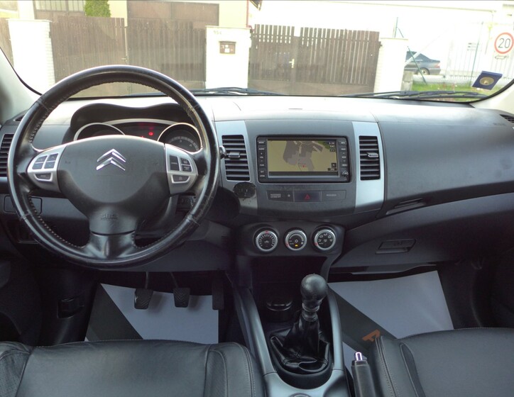 Citroën C-Crosser 31