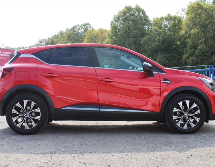 Renault Captur 4