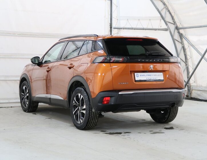 Peugeot 2008 SUV 1,2 l 74 kw
