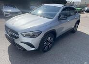 Mercedes-Benz GLA 3