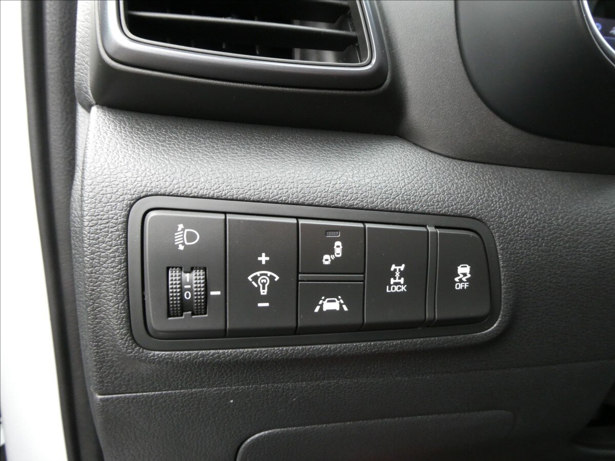 Hyundai Tucson SUV 1,6 l 100 kw