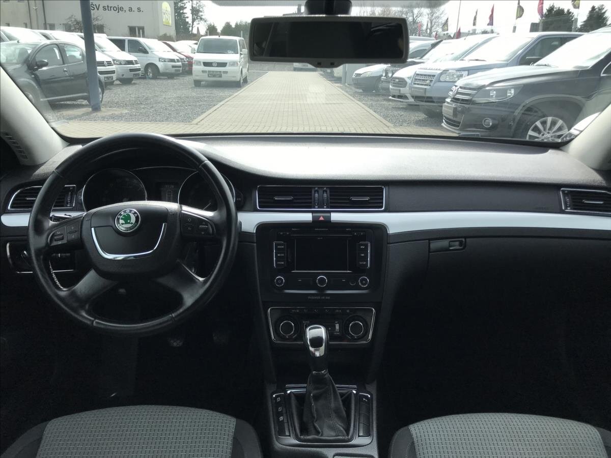 Škoda Superb Kombi 1,6 l 77 kw