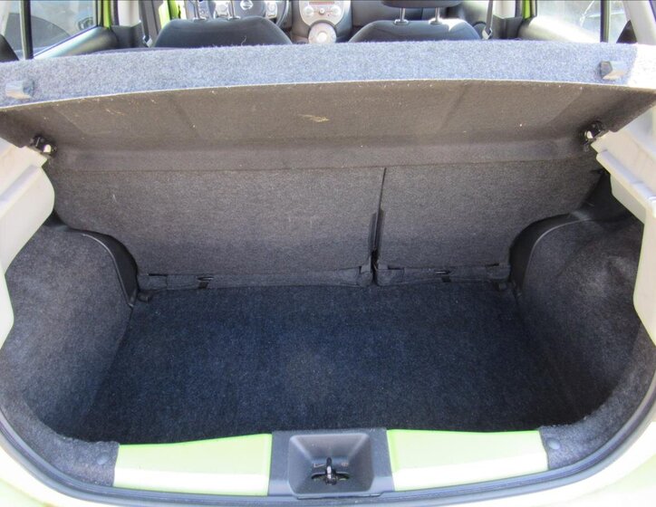 Nissan Micra Hatchback 1,2 l 59 kw