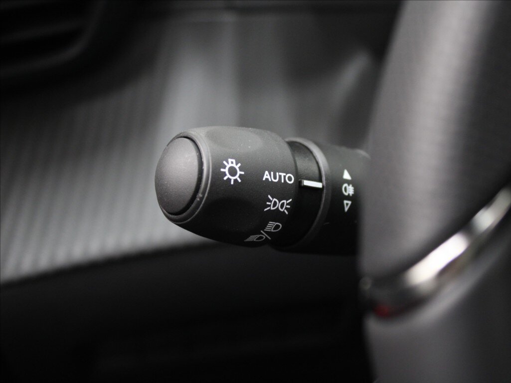 Peugeot 2008 SUV / Terénní 1,2 l 107 kw
