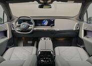 BMW iX 10