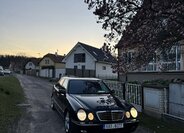 Mercedes-Benz Ostatní Sedan / Limuzína 0,0 145 kw
