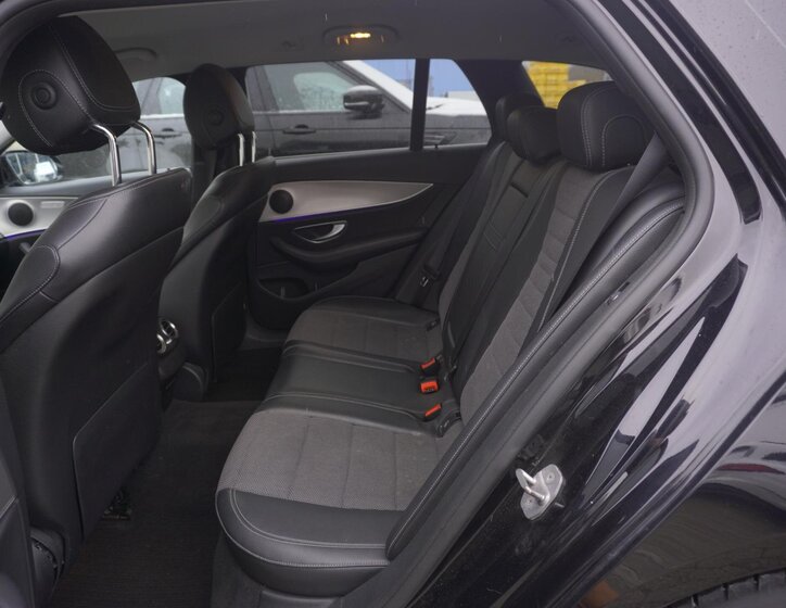 Mercedes-Benz Třídy E Kombi 2,0 l 143 kw