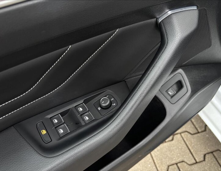 Volkswagen Passat Kombi 2,0 l 110 kw