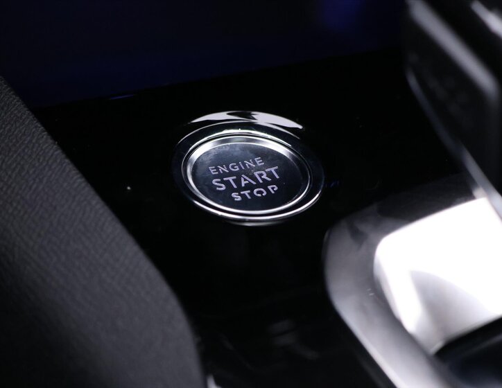 Peugeot 3008 SUV / Terénní 1,6 l 133 kw