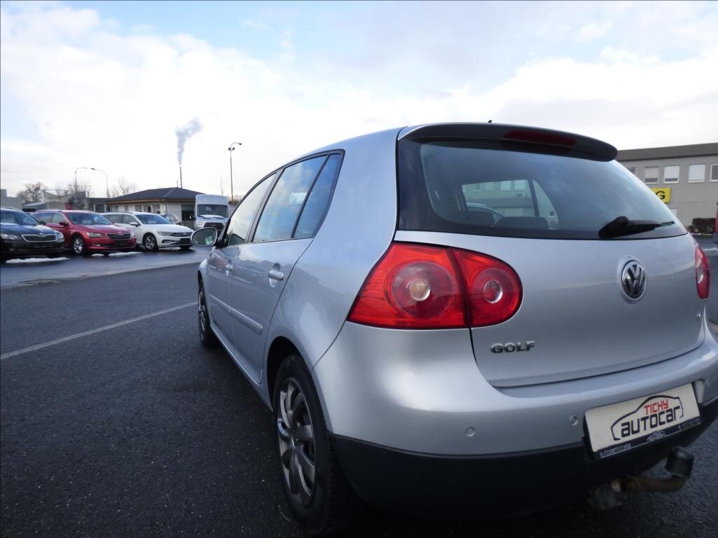 Volkswagen Golf Hatchback 1,6 l 75 kw