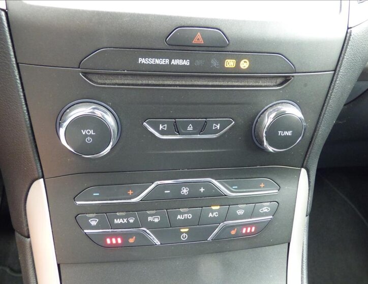 Ford S-MAX MPV 2,0 l 110 kw