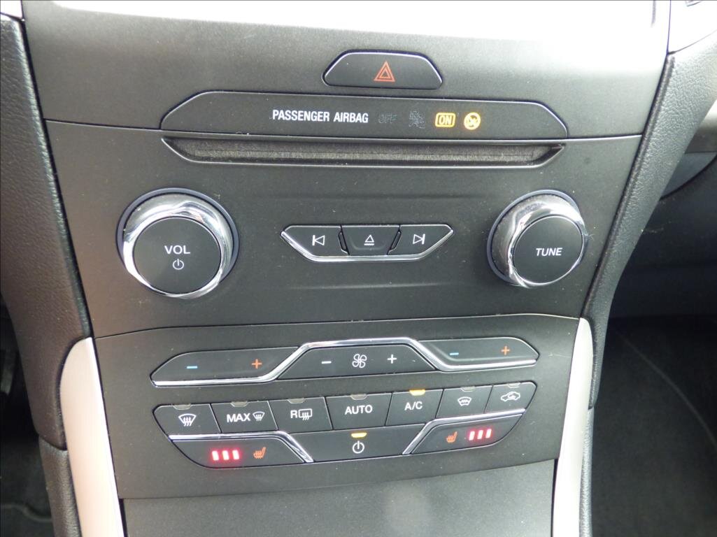 Ford S-MAX MPV 2,0 l 110 kw