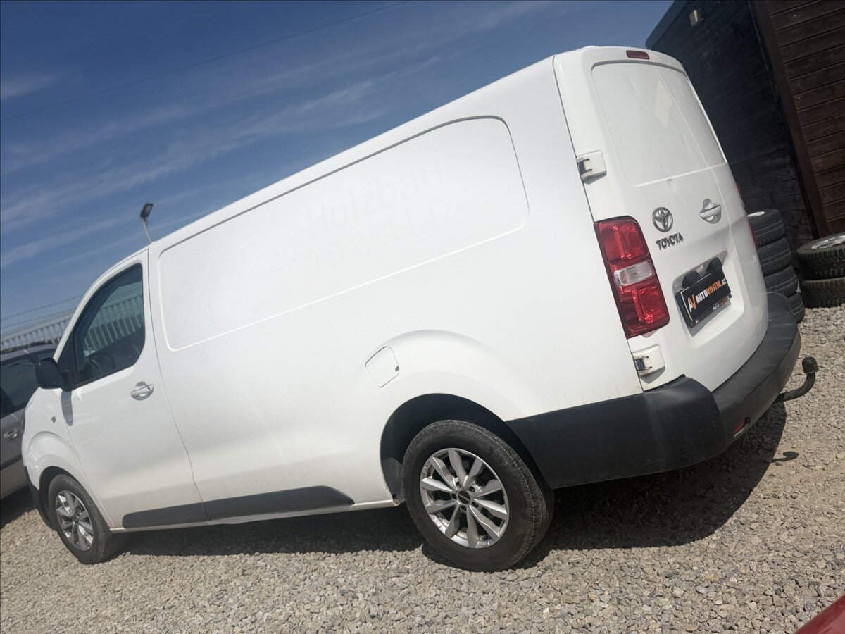 Toyota ProAce Skříň 2,0 l 110 kw