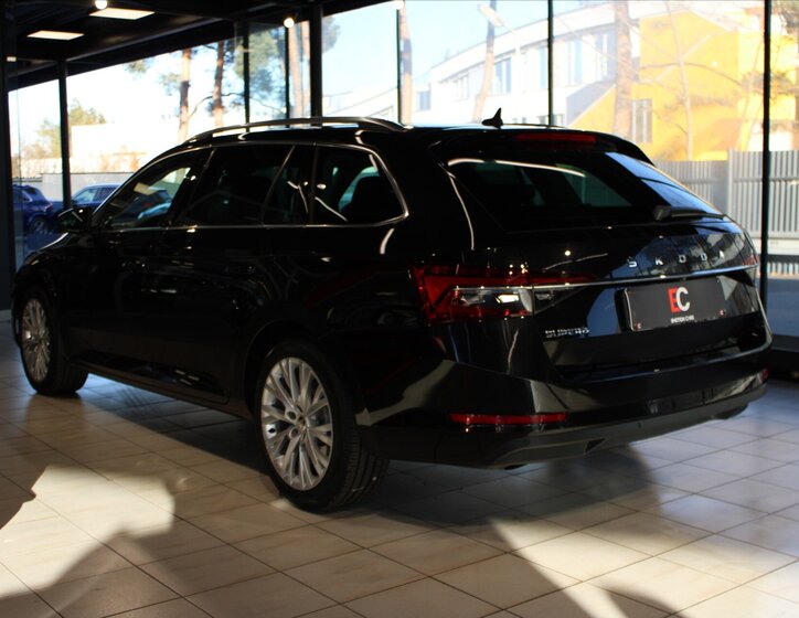 Škoda Superb Kombi 2,0 l 110 kw