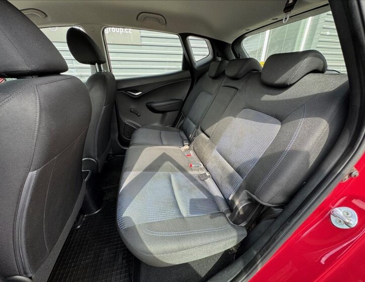 Hyundai ix20 MPV 1,4 l 66 kw