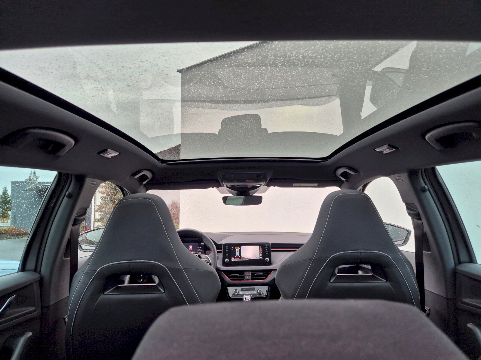 Škoda Scala Hatchback 1,0 l 85 kw