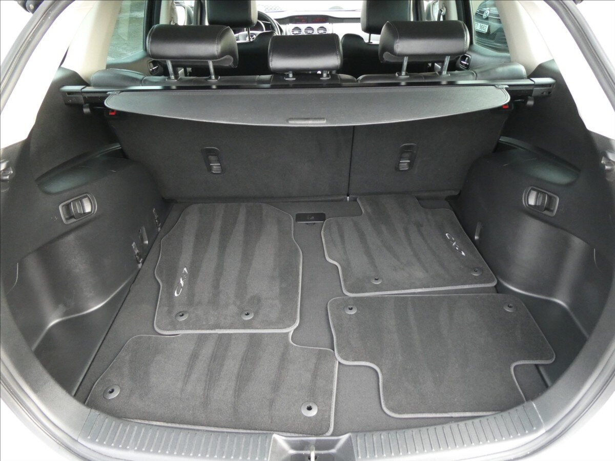 Mazda CX-7 SUV 2,2 l 127 kw