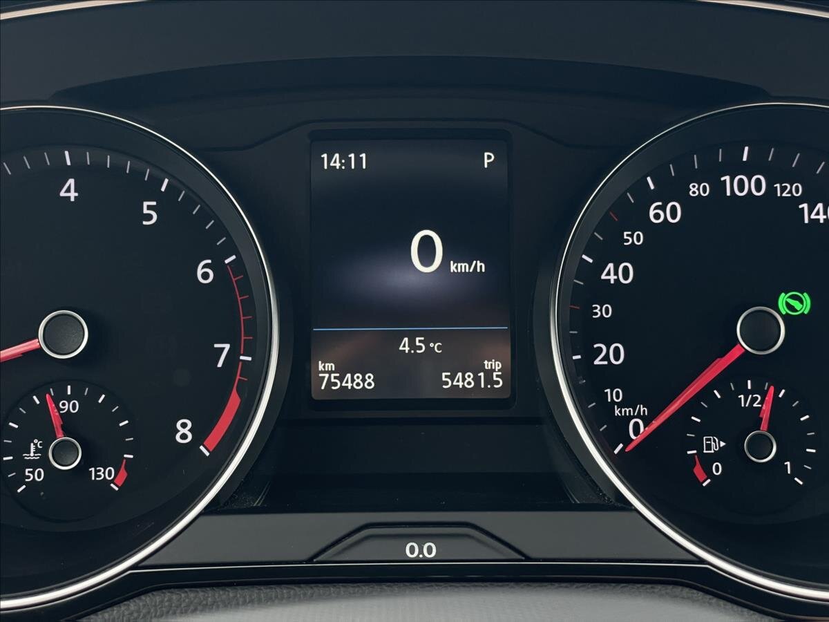 Volkswagen Passat Kombi 1,5 l 110 kw