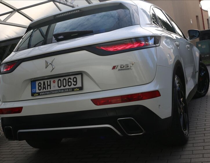DS Automobiles DS7 Crossback Kombi 2,0 l 130 kw