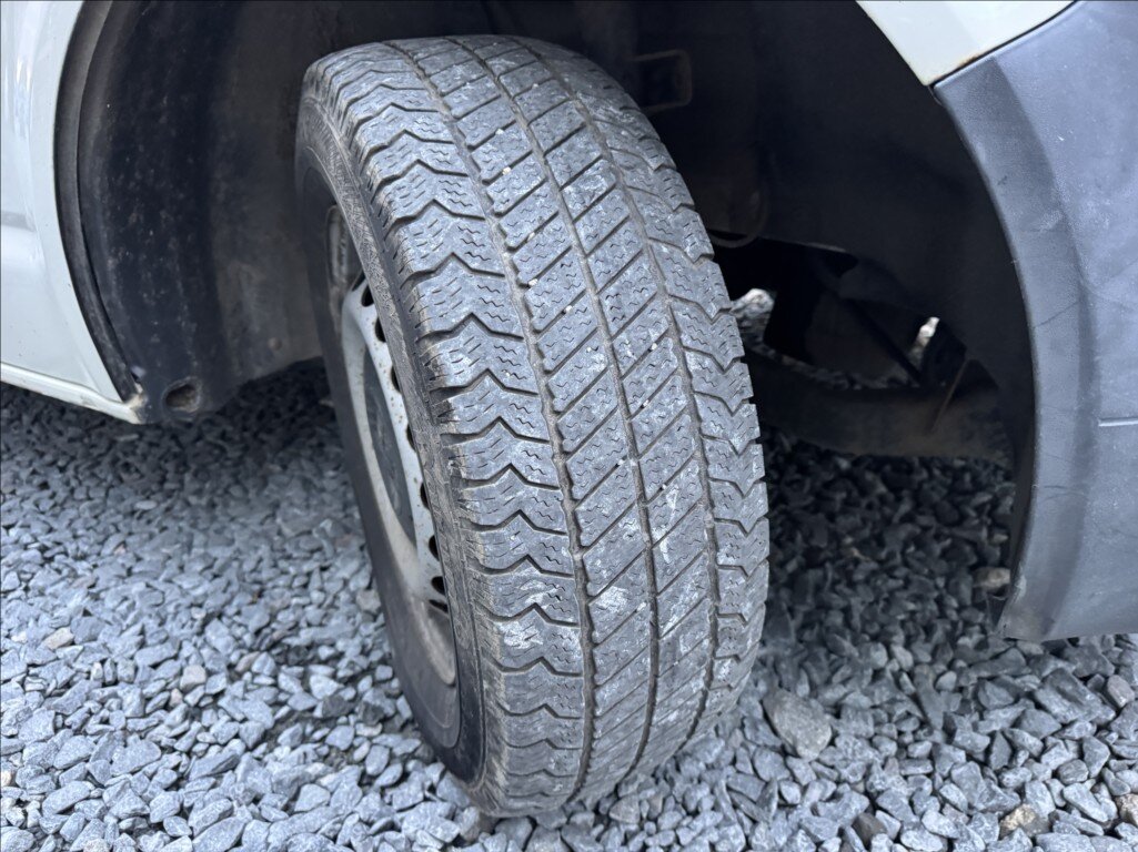 Volkswagen Transporter Kombi 1,9 l 90 kw