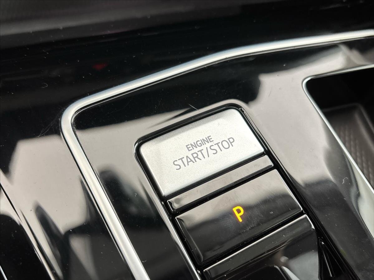 Volkswagen Golf Kombi 1,5 l 110 kw