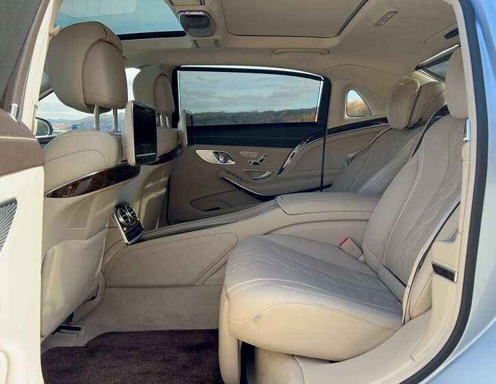 Mercedes-Benz Třídy S Sedan / Limuzína 6,0 l 390 kw