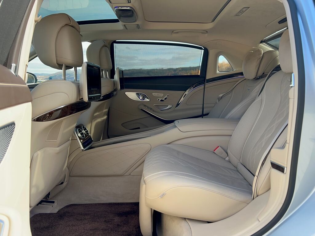 Mercedes-Benz Třídy S Sedan / Limuzína 6,0 l 390 kw