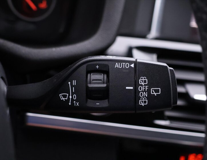 BMW X3 SUV 2,0 l 140 kw