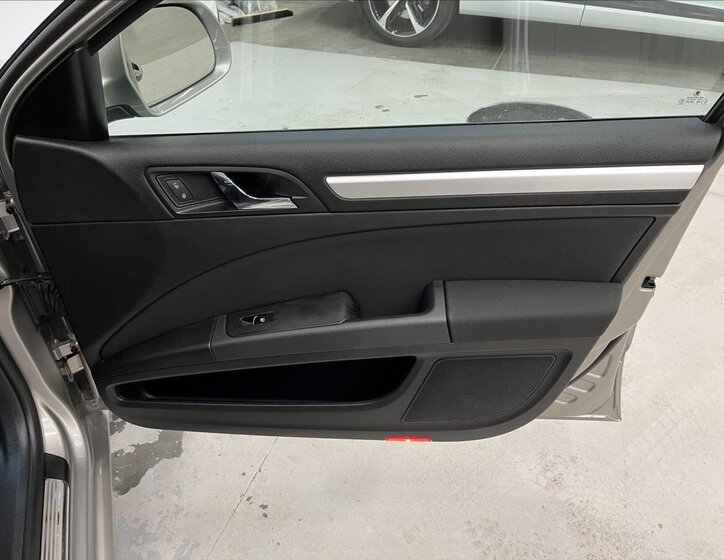 Škoda Superb Liftback 2,0 l 103 kw