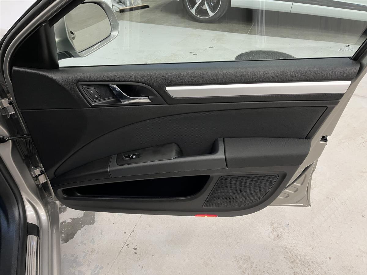 Škoda Superb Liftback 2,0 l 103 kw