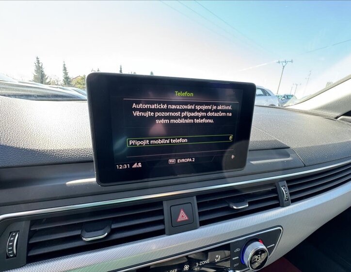 Audi A4 Kombi 2,0 l 140 kw