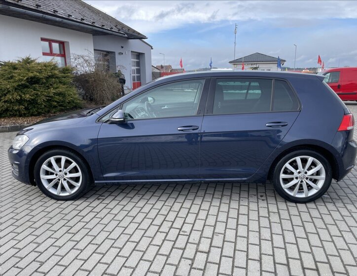 Volkswagen Golf Hatchback 1,6 l 77 kw