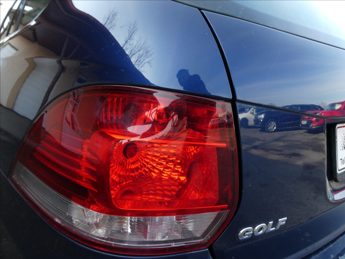 Volkswagen Golf Kombi 1,2 l 77 kw